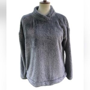 Jane and Bleecker fuzzy pullover sweatshirt